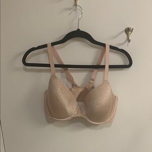 Wacoal Tan Full-Coverage Underwire Bra in Sz 34DD